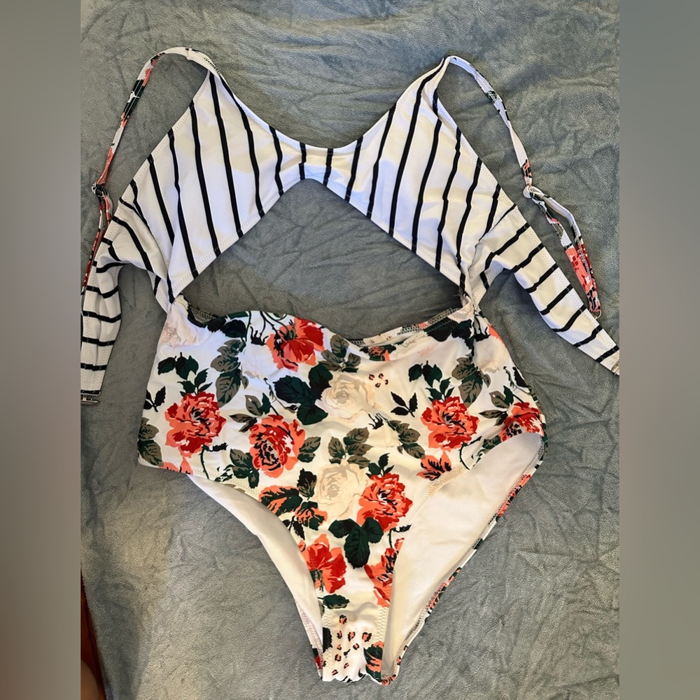 One piece bathing suit